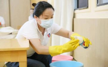 幼儿园小班保育员上学期工作总结7篇