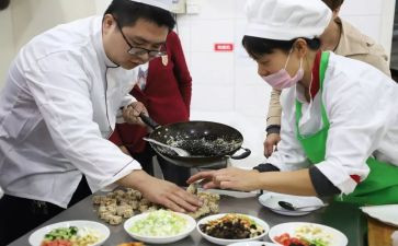 企业后厨年终总结模板6篇