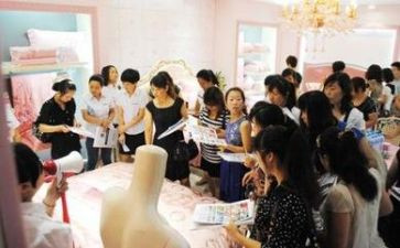 导购员述职报告8篇