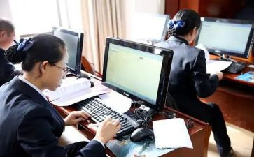 银行老柜员年终工作总结推荐5篇