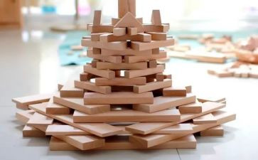 堆积木活动教案5篇