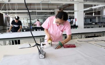 服务员年度个人工作总结通用8篇