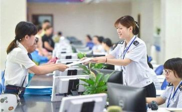 财务人员年终报告总结7篇