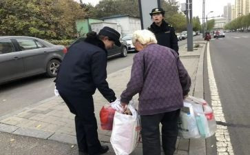 社区助人为乐事迹5篇
